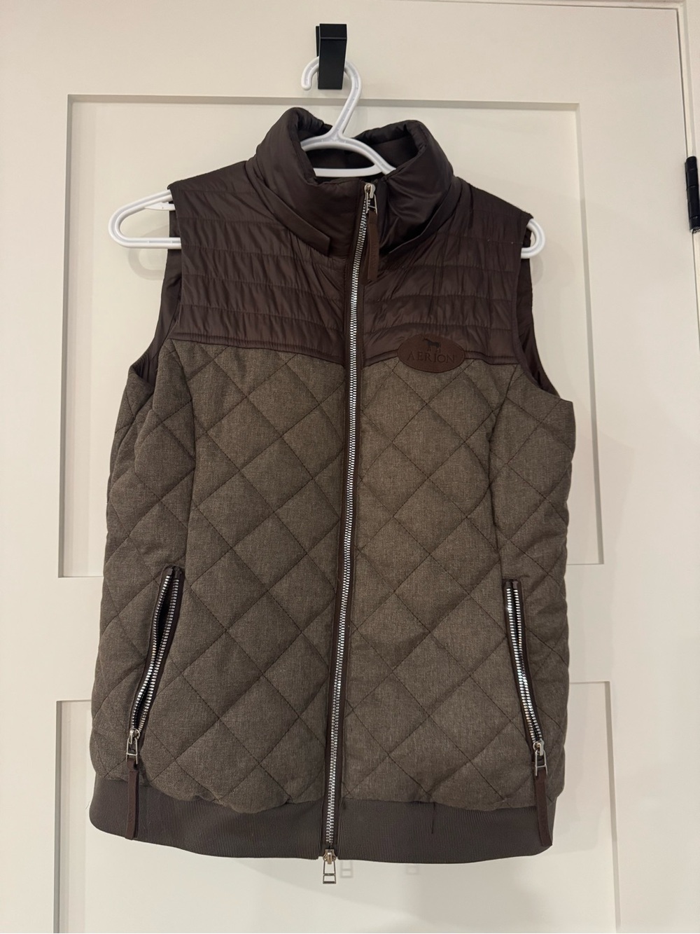 Aerion Quilted Two-Tone Brown Sleeveless Equestrian Vest